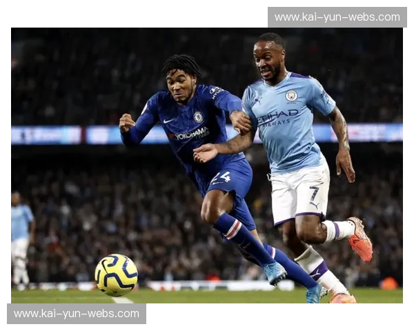 英超裁判委员会召开内部会议，研讨统一攻方有利原则的吹罚尺度。